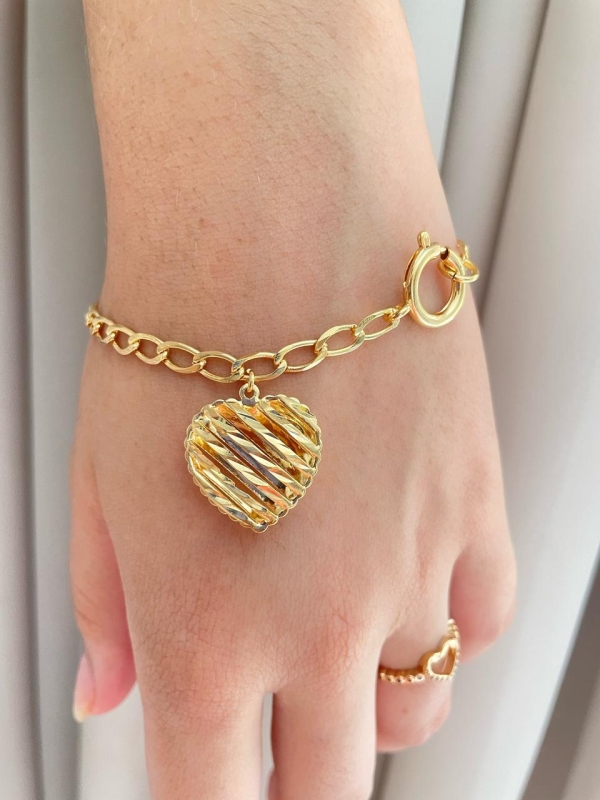 Pulseira de corrente pingente coração dourado banho em ouro 18k