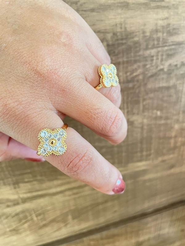 Anel trevo dourado com zirconia cristal banho em ouro 18k - Image 5