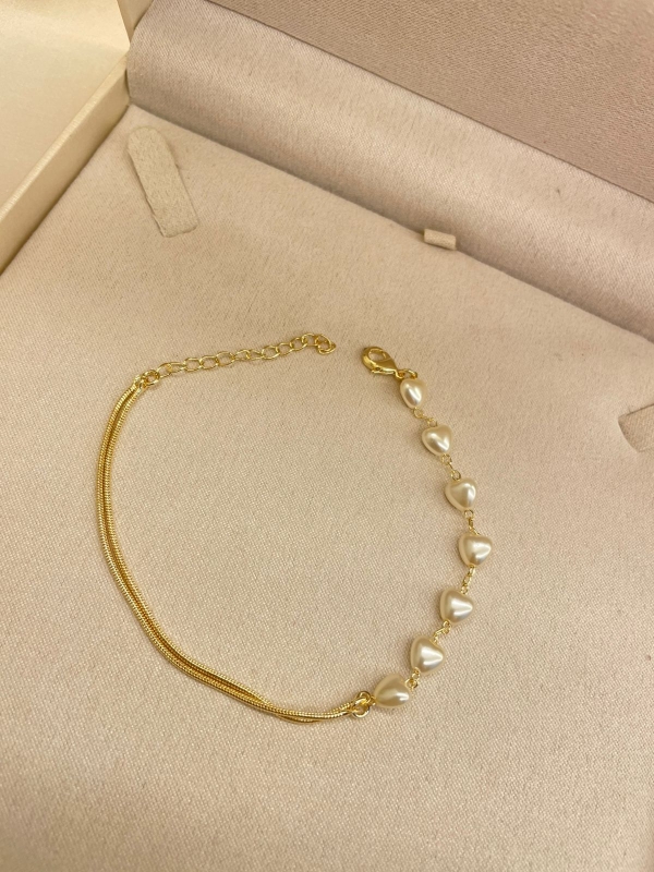 Pulseira de corrente de perola banho em ouro 18k
