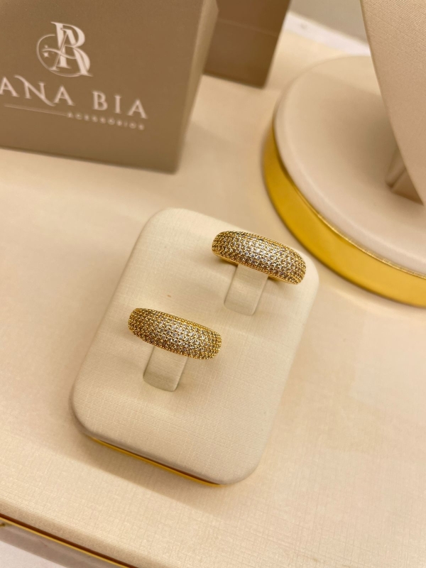 Anel dourado com zirconia cristal banho em ouro 18k
