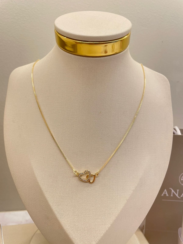 Colar com pingente coração cravejado de zirconia cristal banho em ouro 18k