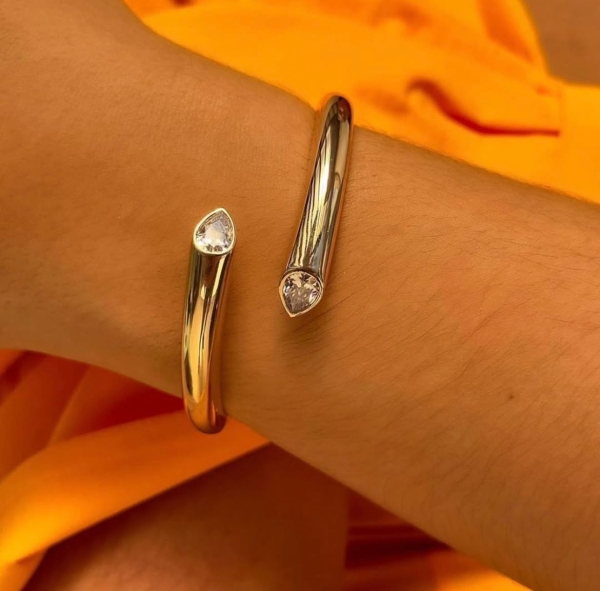 Bracelete dourado liso banho em ouro 18k - Image 3