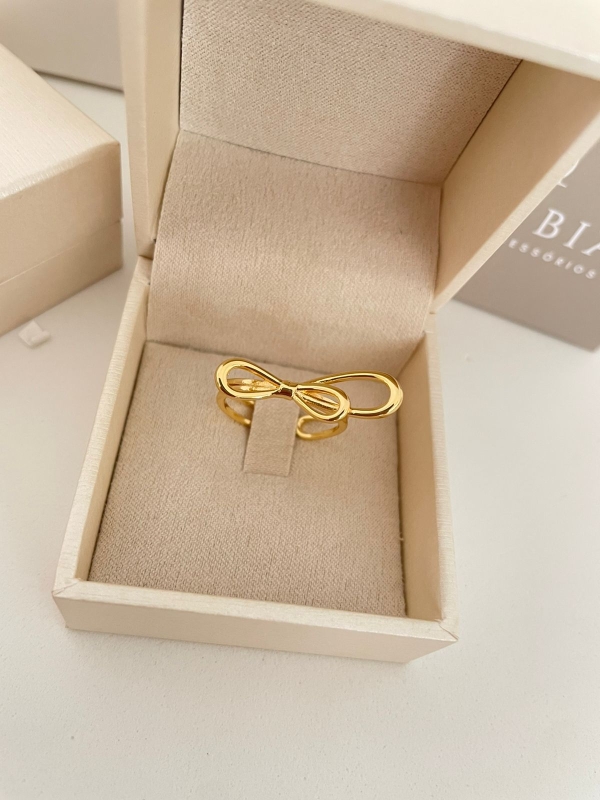 Anel Laço dourado liso banho em ouro 18k