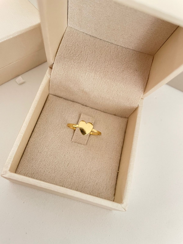 Anel Coração liso dourado banho em ouro 18k