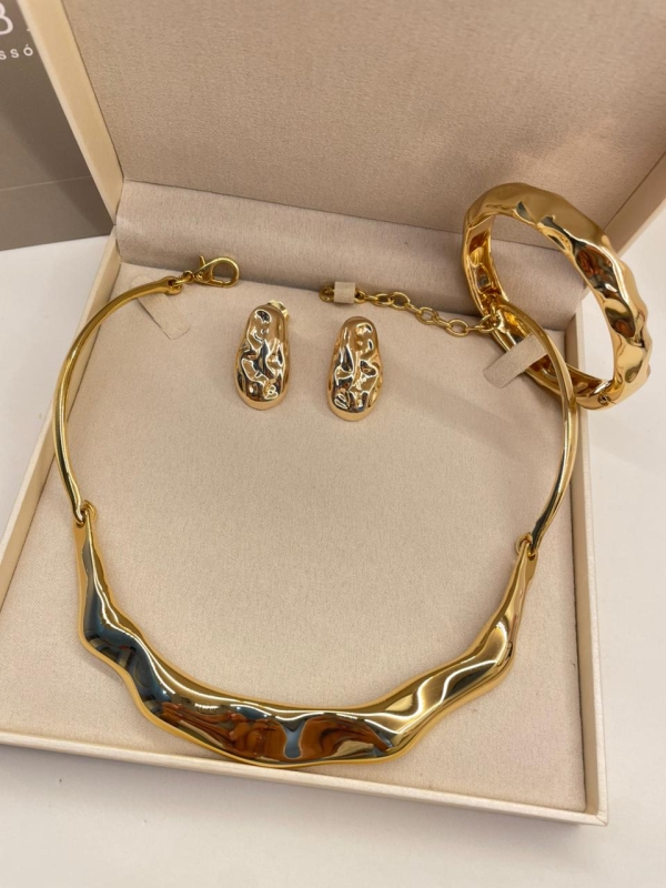 Aro liso banho em ouro 18k - Image 2