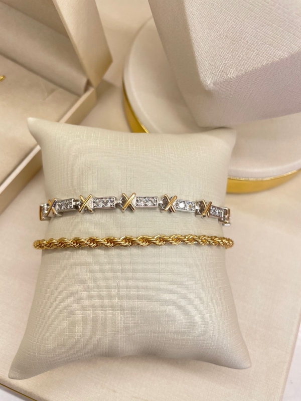 Pulseira cravejada com zirconia cristal banho em rodio branco e ouro 18k - Image 2