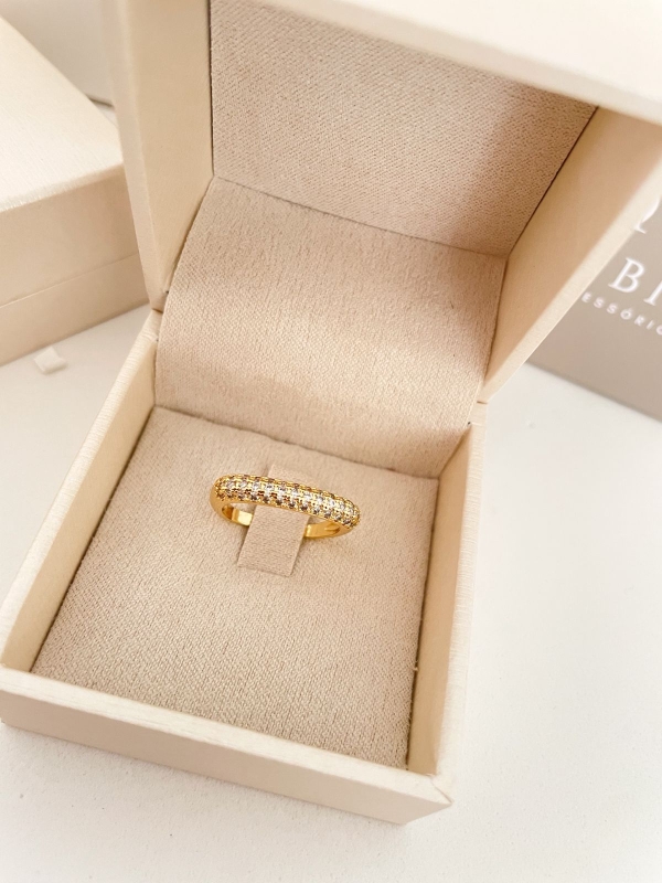 Anel dourado com zirconia cristal banho em ouro 18k