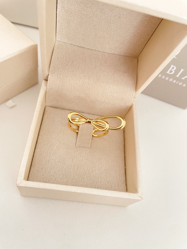 Anel Laço dourado liso banho em ouro