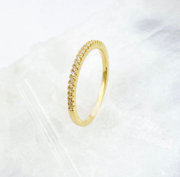 Anel dourado com zirconia cristal banho em ouro 18k