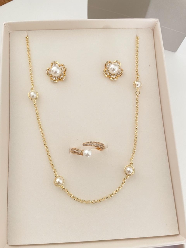 Colar de pérolas corrente elo português banho em ouro 18k - Image 3